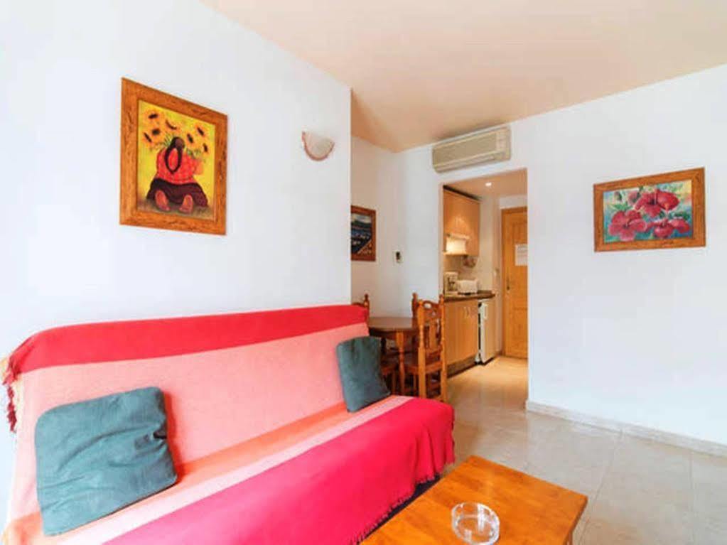 Vicenta Apartaments Τορρεμολίνος Εξωτερικό φωτογραφία