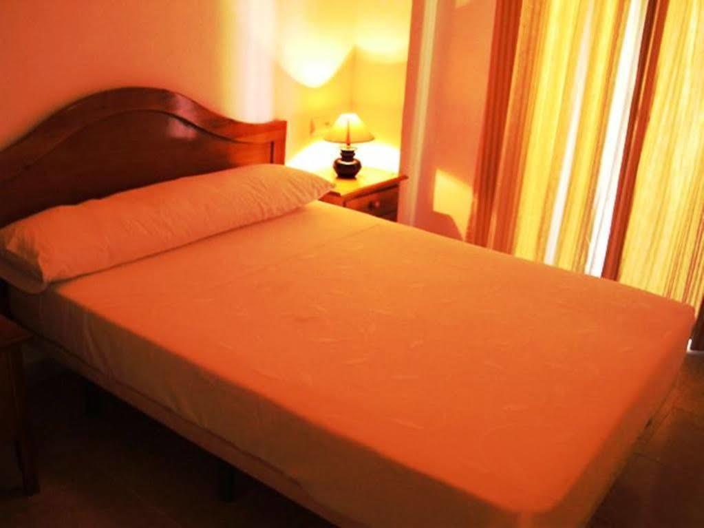 Vicenta Apartaments Τορρεμολίνος Εξωτερικό φωτογραφία